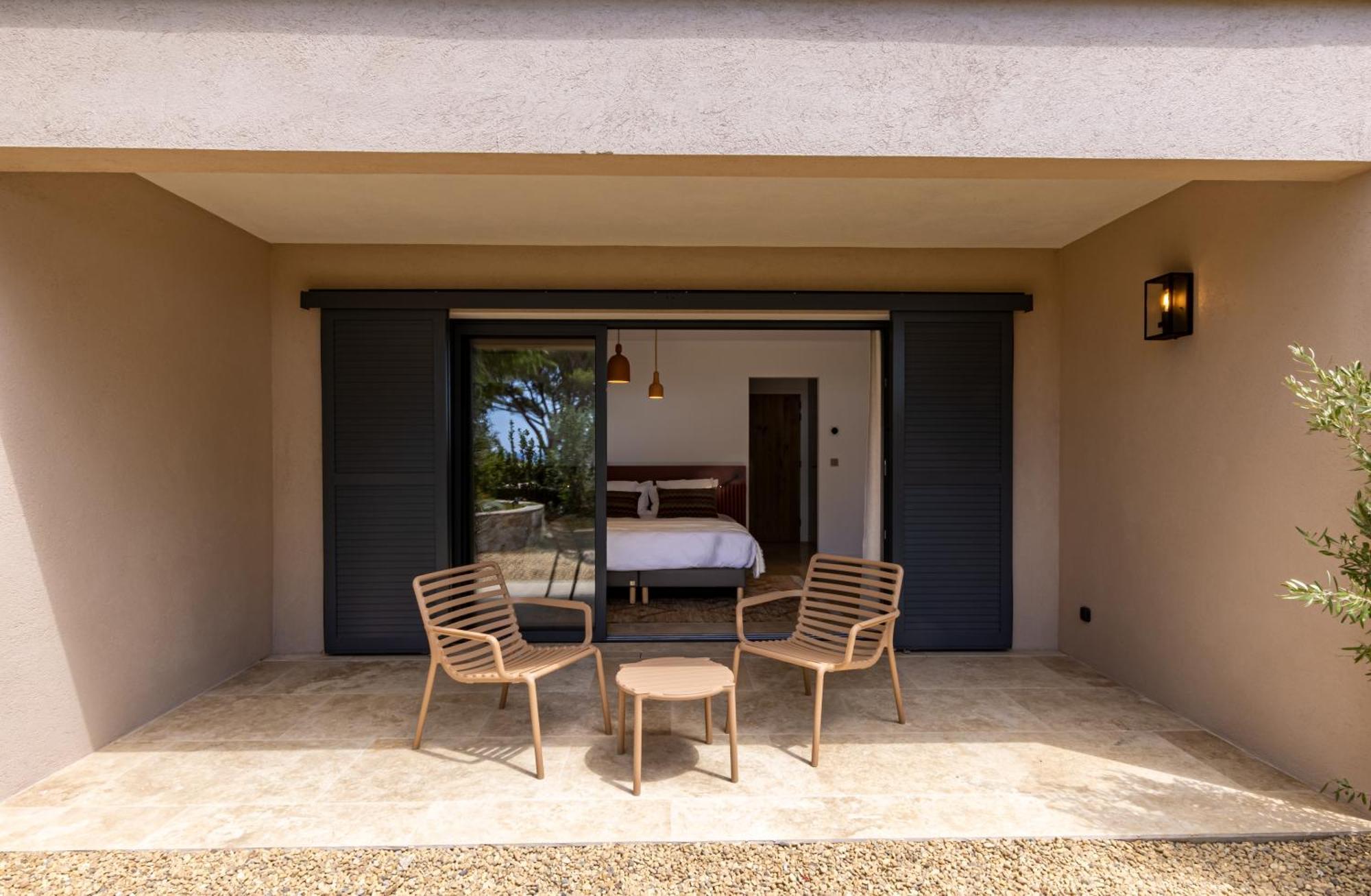 لا كروا فالميه Le Refuge - Gigaro Lodges المظهر الخارجي الصورة